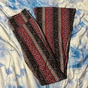 Women’s Medium No Boundaries High Rise Flare Leggings